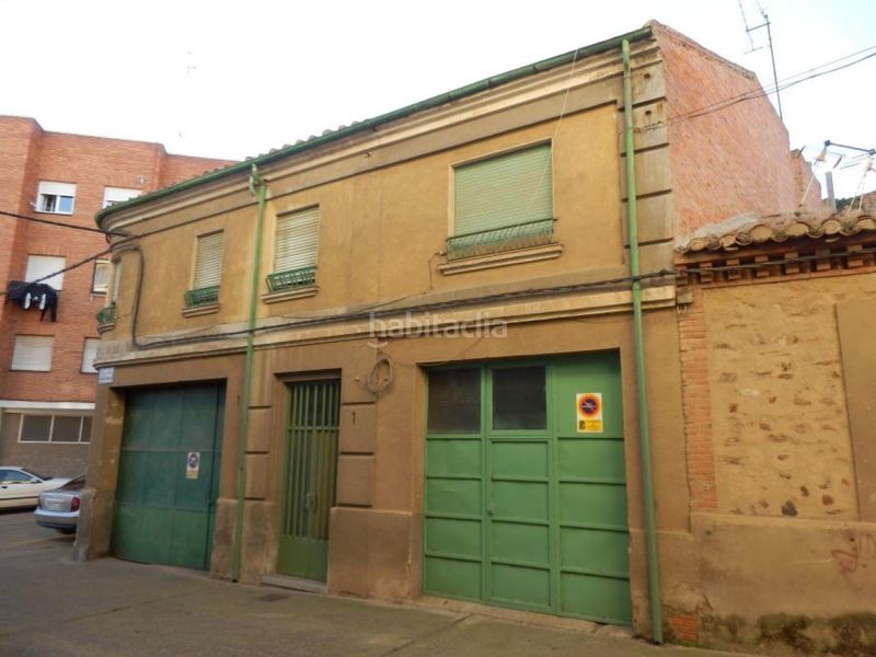 Foto bacc5541-2283-44db-bd61-2867d51f4867. Casa a Bañeza (La)