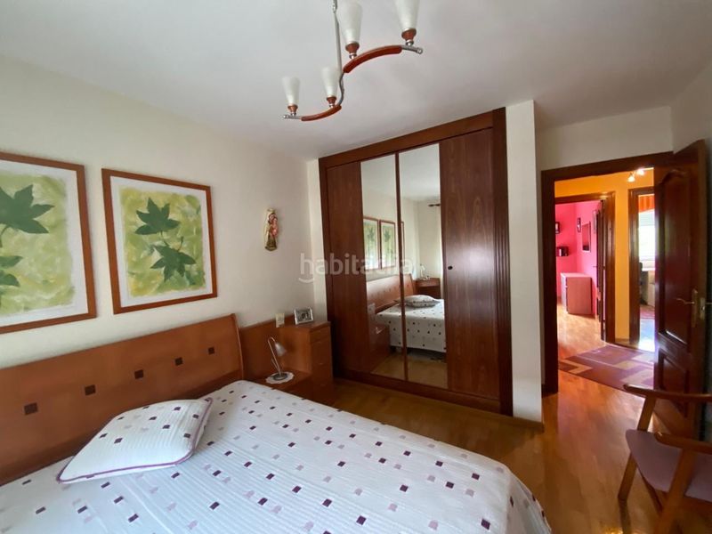 Foto 003f6e45-eedf-451b-85d0-1e7ebd912006. Casa amb calefacció aparcament a Robla (La)