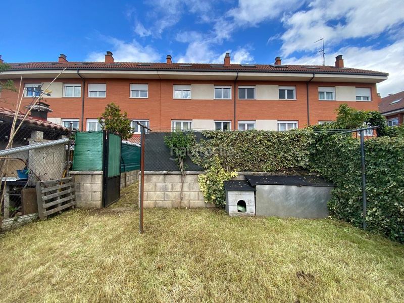 Foto 26a0fc02-a58c-400e-a543-1b503d0d3cfc. Casa amb calefacció aparcament a Robla (La)