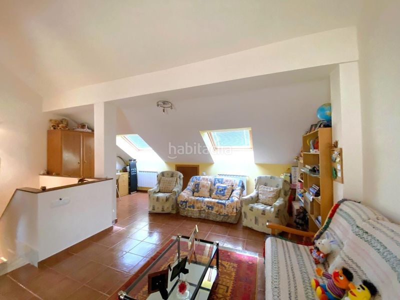 Foto 52ea82dd-b296-4baa-a964-be3177076a8f. Casa amb calefacció aparcament a Robla (La)