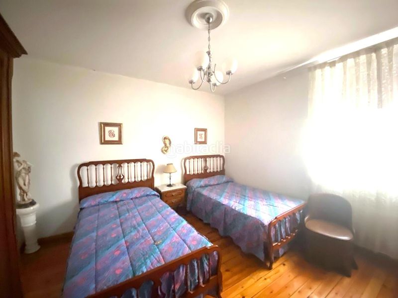 Foto 1f401912-3669-4577-9d24-b5ba94f0da1f. Casa amb calefacció aparcament a Carrocera