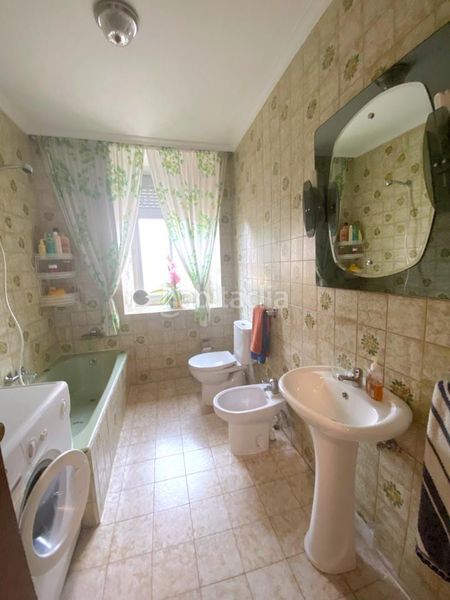 Foto ce14bd5e-51cc-48da-b9b6-88992124eaf7. Casa amb calefacció aparcament a Carrocera