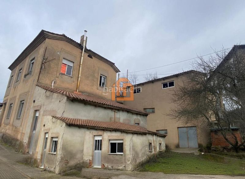 Foto fbfd2306-587e-4fc1-a9e5-d438b7606762. Casa a Carrocera
