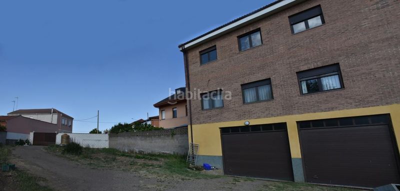 Foto 42170809-1377-40a9-b9f9-78124fb4c4b4. Casa amb calefacció aparcament a Villazala