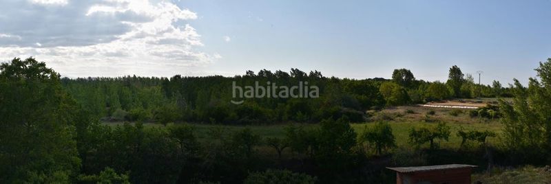 Foto ed4e6d76-8f0d-423a-a3fe-569d80f569b2. Casa amb calefacció aparcament a Villazala
