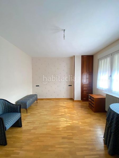 Foto a9cf643b-a296-4c6d-8a7c-46f01b4c4bef. Casa amb calefacció aparcament a Sariegos