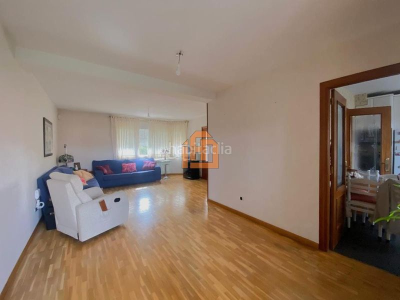 Foto 4e14297d-e0f3-4eb0-bef8-78f62eead230. Casa amb calefacció aparcament a Sariegos