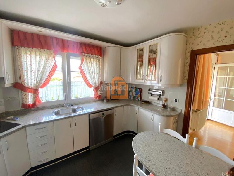 Foto f2f6222a-bcdc-4439-b316-801a606b6872. Casa amb calefacció aparcament a Sariegos
