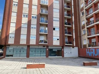 Local Comercial a Calle El Sabinar 6 Local 1 24007 Leon