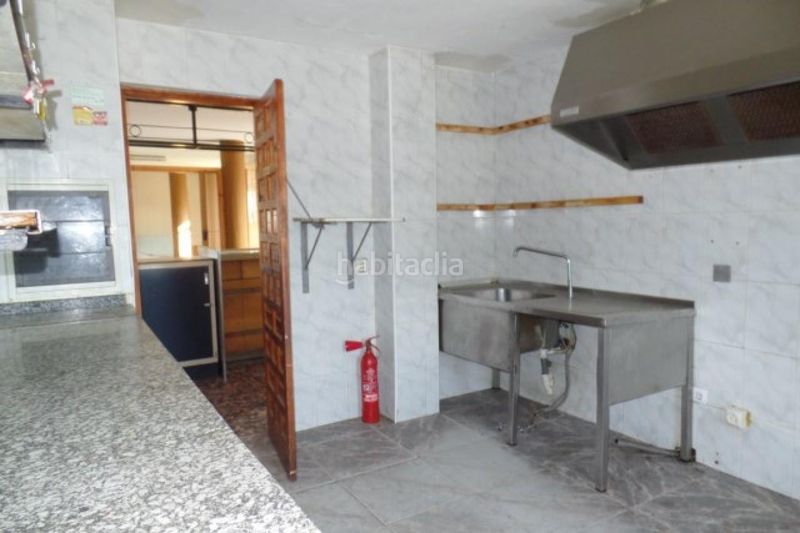 Foto 00c27eb4-6a61-4e6b-b782-0457ed91571e. Local comercial a Garrafe de Torío