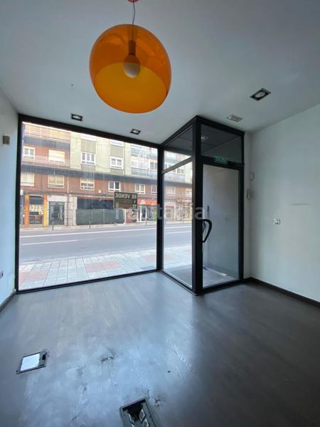 Foto a572d700-3bd7-4357-8a8e-3d9d45f755b3. Local comercial a Casco Antiguo León