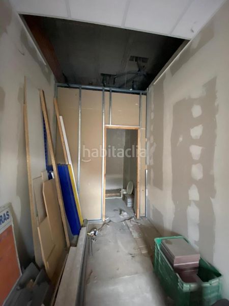 Foto ae2b313a-eb35-4043-9d81-df6466a17d6c. Geschäftsraum in Trobajo del camino
