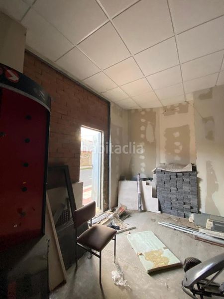 Foto e5f23d95-bbe9-47ba-b87d-275e14fce4c9. Geschäftsraum in Trobajo del camino