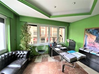 Rent Office space  Plaza guzman el bueno 4 entresuelo dcha 24004 leon. Local en plaza guzman el bueno 4 entresuelo dcha 24004 leon cent