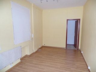 Location Bureau  Calle villa benavente 3 1º 24001 leon. Local en calle villa benavente 3 1º 24001 leon centro
