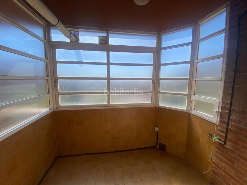 Foto c9f15b1f-3450-4ce9-9b89-f8a2b30047c8. Rent flat with heating parking in Crucero León