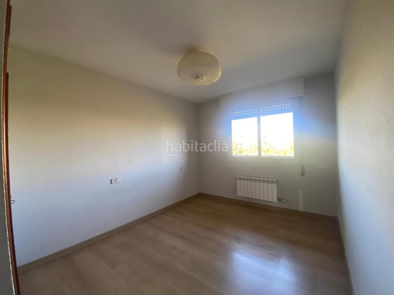 Foto e69fcf7b-1f05-4872-b4d8-0bdef7958bf7. Rent flat with heating parking in Crucero León