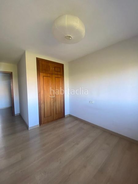 Foto fc7b3149-064b-41e5-8baa-38f1a445ad33. Rent flat with heating parking in Crucero León