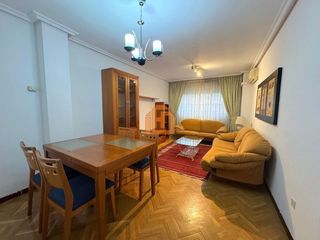 Location Appartement  Avenida suero de quiñones. Piso en suero de quiñones centro de león
