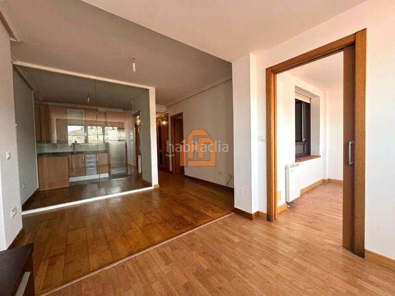 Foto 2db78afd-4454-434c-8fe0-926d036536ef. Apartament amb calefacció aparcament a Armunia León
