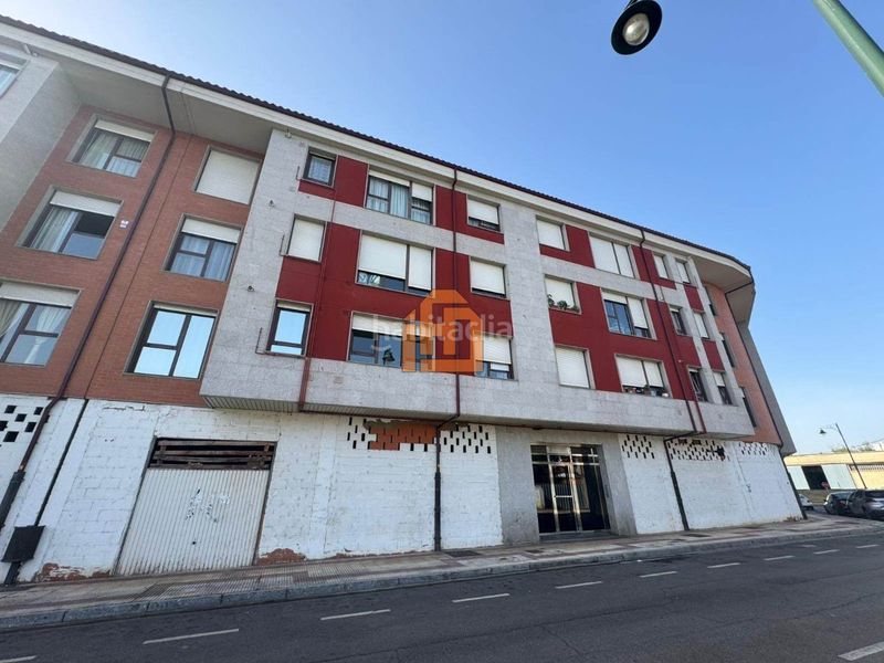 Foto 6183d4d4-679a-4220-830c-f6a1066226bc. Apartament amb calefacció aparcament a Armunia León