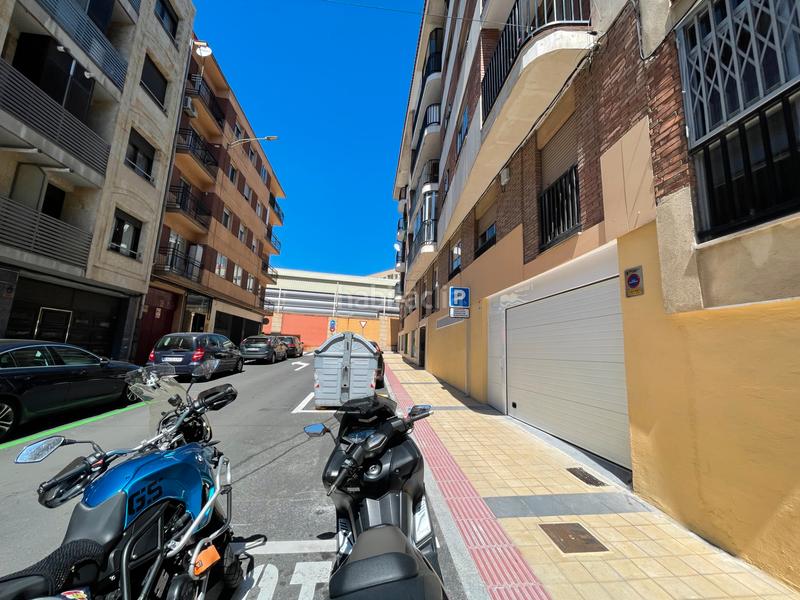 Foto 08e71225-1e31-46d5-beed-5ebed323910d. Parking moto en calle juan del encina 6 plaza de garaje para moto en Salamanca