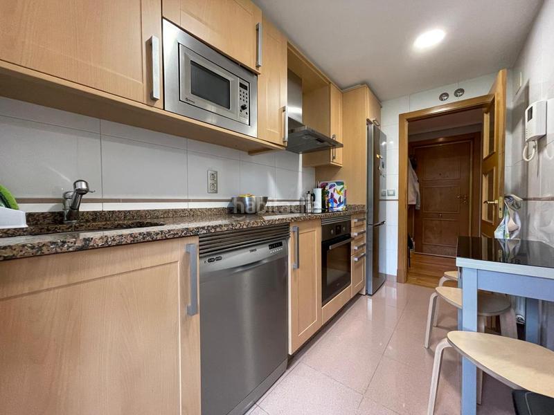 Foto f9785e94-1fe2-42bb-969c-6296b5ef6927. Appartement avec chauffage parking dans Vioño Coruña (A)
