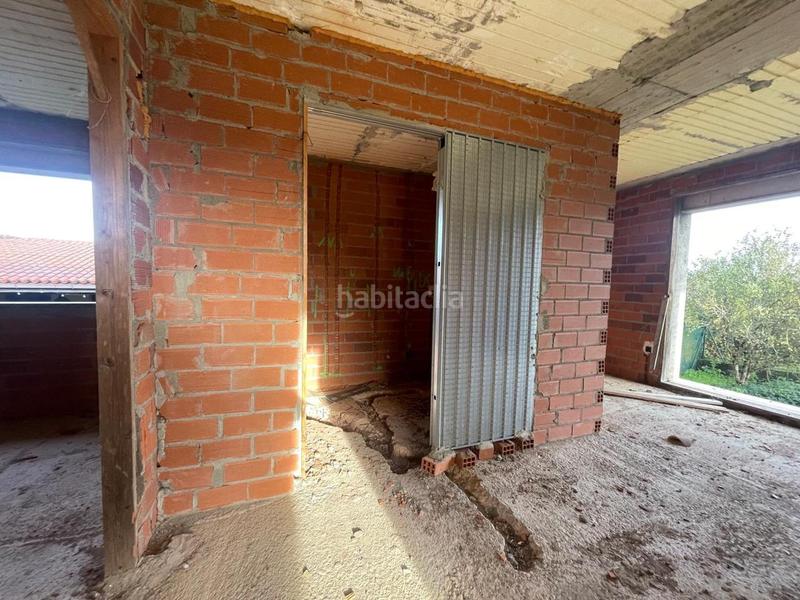 Foto 3ad5d393-caf1-4170-bf58-2ed1542b24de. Casa amb aparcament a Bergondo