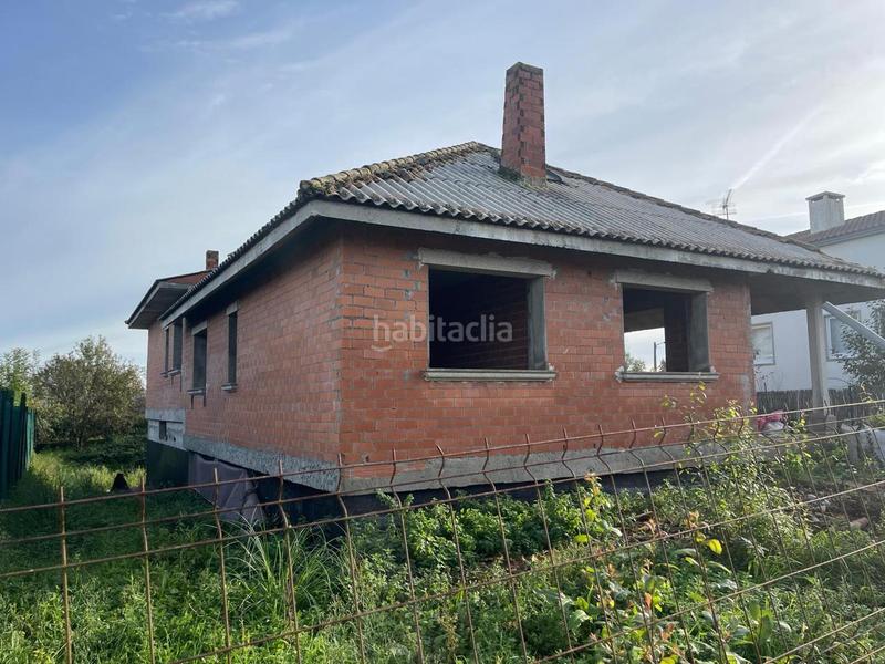 Foto e39a3ffd-525e-4761-ad6b-907e4d0d6f95. Haus mit parking in Bergondo