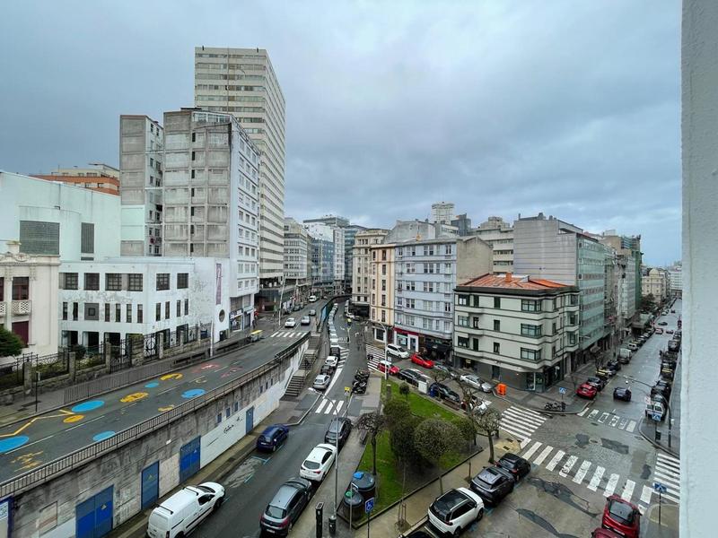 Foto 33eddff3-c72c-46a6-ae36-639b13e696e8. Piso en Ensanche Coruña (A)