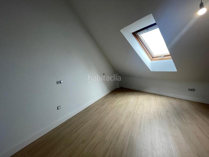 Foto 43fd2a6f-4644-45e6-9fa7-e318bfd7d2db. Dachwohnung mit heizung in Elviña - A Zapateira Coruña (A)