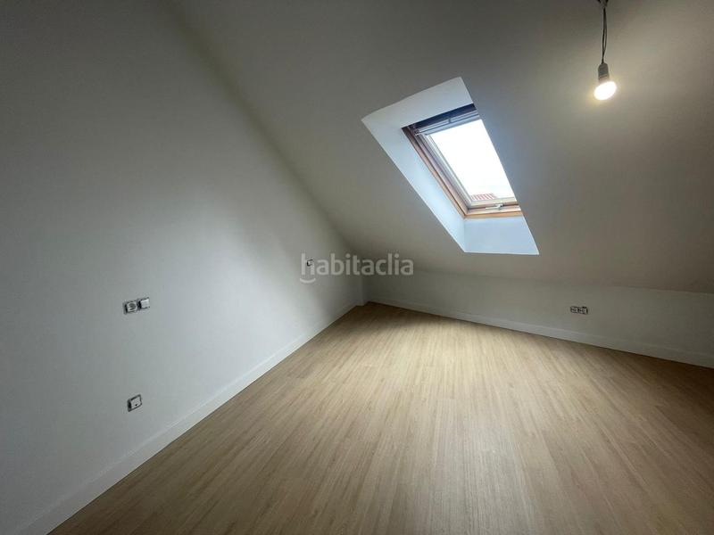 Foto e8c2a7cf-358f-49c5-89f9-9a8a6a6ad5a8. Dachwohnung mit heizung in Elviña - A Zapateira Coruña (A)