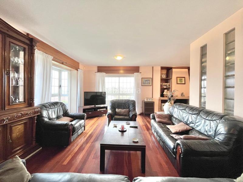 Foto b183ecfe-c766-4b4c-a01d-640e1435cf45. Alquiler casa en Bergondo