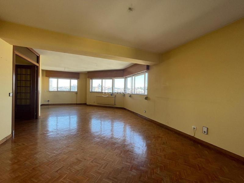 Foto 01155ed0-6647-4204-af4d-9159c04dd9df. Etagenwohnung mit heizung parking in San Pablo - Juan Flórez Coruña (A)