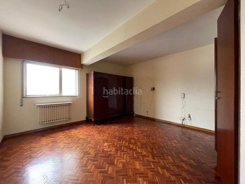 Foto c66fc18c-4d6f-4f4f-aad0-c30a6d3be9dc. Pis amb calefacció aparcament a San Pablo - Juan Flórez Coruña (A)