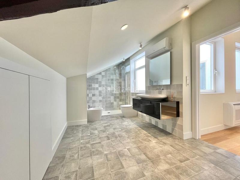 Foto 8409ca5e-ee24-40df-ab8e-8224601a1ba1. Ático en Ensanche Coruña (A)