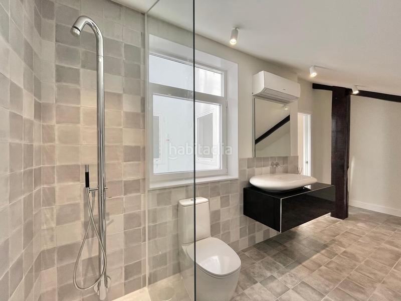 Foto b397a669-04a7-4dd6-9b27-d9970cc2495f. Ático en Ensanche Coruña (A)