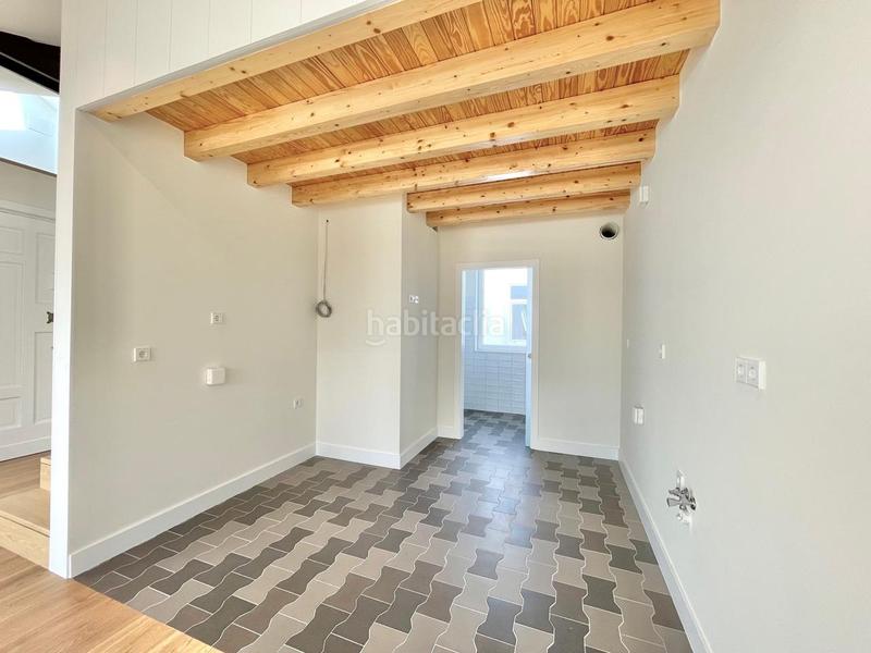 Foto 46966553-1deb-4b96-b676-84396ed76fcf. Attico con riscaldamento in Ensanche Coruña (A)