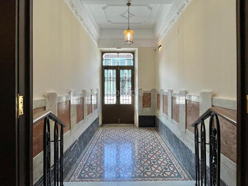 Foto da4ec0a0-c9fb-475f-9cbb-2cc8bc4d5887. Dachwohnung mit heizung in Ensanche Coruña (A)