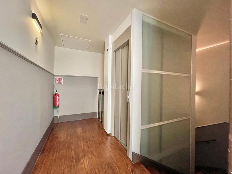 Foto 2133aae2-ec16-4092-a985-cf7f65d126be. Penthouse with heating in Ensanche Coruña (A)