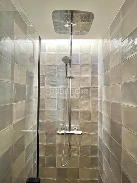 Foto 3d20d730-56a0-44a5-919c-c743e3d956c3. Penthouse with heating in Ensanche Coruña (A)