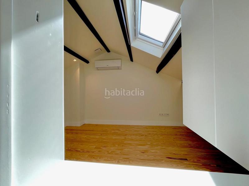 Foto 62f39c5b-534e-4975-a6a8-86fb84772668. Penthouse with heating in Ensanche Coruña (A)