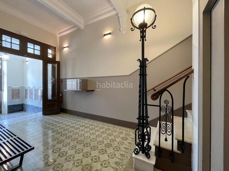 Foto c95b8440-3662-4073-8ba9-c545b8c2ebe5. Penthouse with heating in Ensanche Coruña (A)