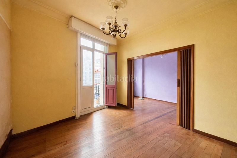 Foto b1dc6b01-a5cc-4542-864f-a9b332d52c9c. Pis a Ensanche Coruña (A)