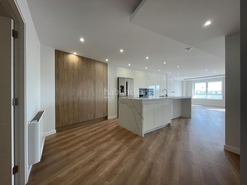 Foto 06c0f545-3e11-442e-a27d-9d5d8bc488cd. Pis amb calefacció a Ensanche Coruña (A)