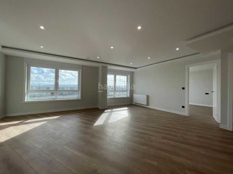 Foto 29250a96-75f6-43d8-80bd-60525ae18994. Pis amb calefacció a Ensanche Coruña (A)