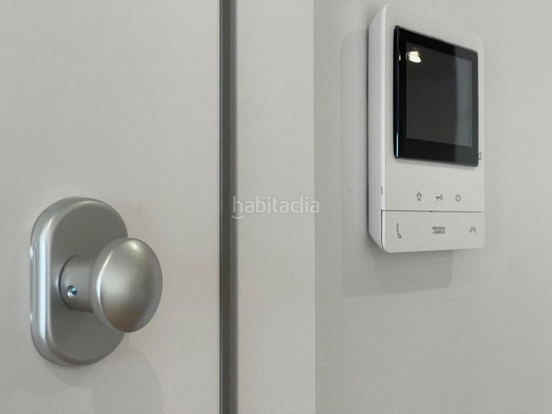 Foto 7189100b-e56a-4eed-92ee-e1835f0ac0ce. Pis amb calefacció a Ensanche Coruña (A)