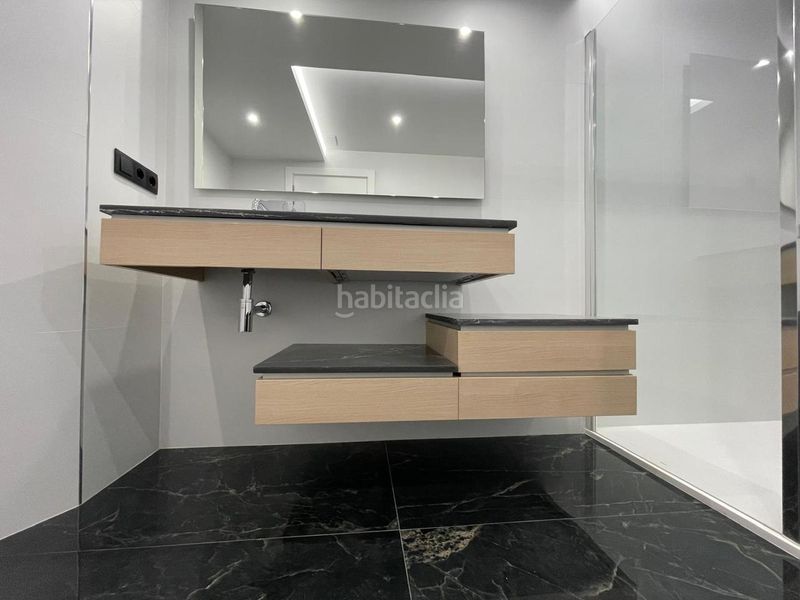 Foto ab2cc607-0e3c-4466-8dd1-6db73b8fb83c. Pis amb calefacció a Ensanche Coruña (A)