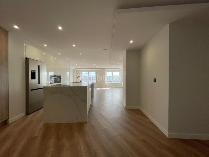 Foto d11d9524-0282-47a2-96b1-eda5867426a6. Pis amb calefacció a Ensanche Coruña (A)