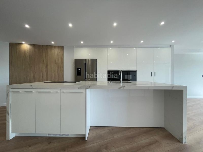 Foto ec4df1a2-1e28-4636-8019-7e0d1380ec1b. Pis amb calefacció a Ensanche Coruña (A)